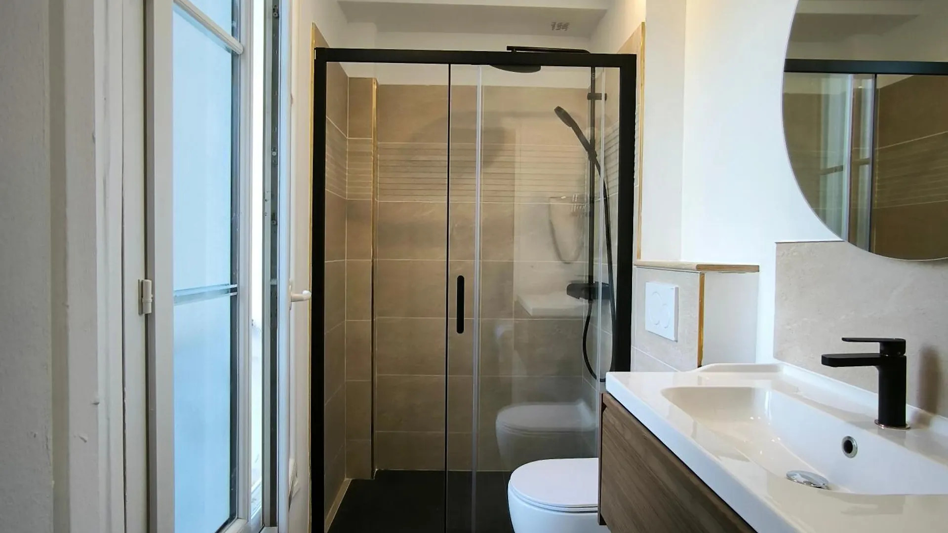 Le Twelve 3*
