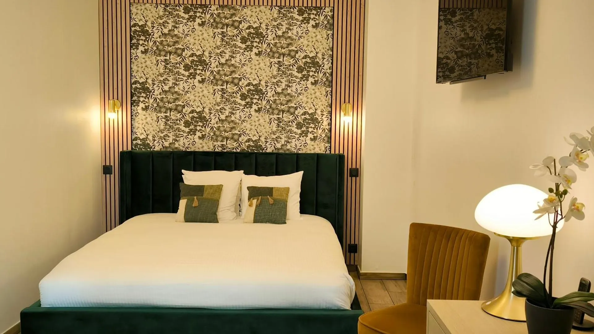 Le Twelve Paris
